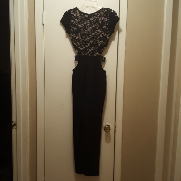 Jumper - Picture 2 of 2